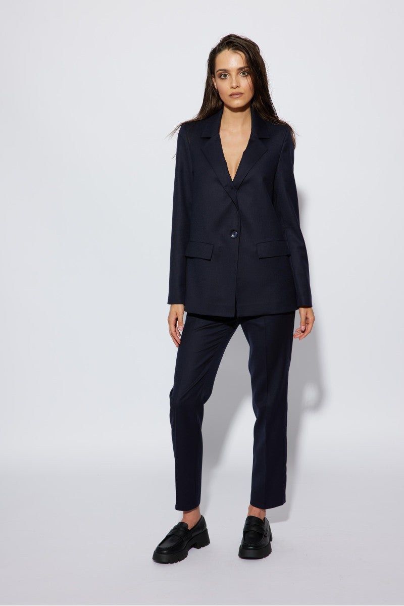 Classic single-breasted navy blue wool jacket