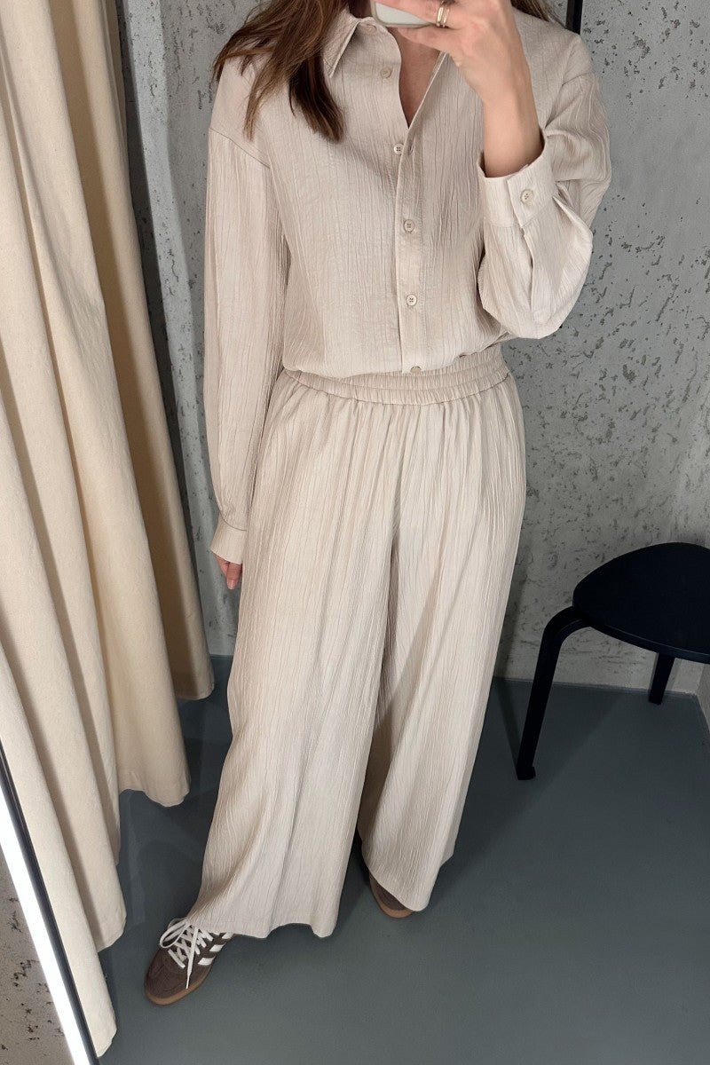 Beige crinkled viscose shirt