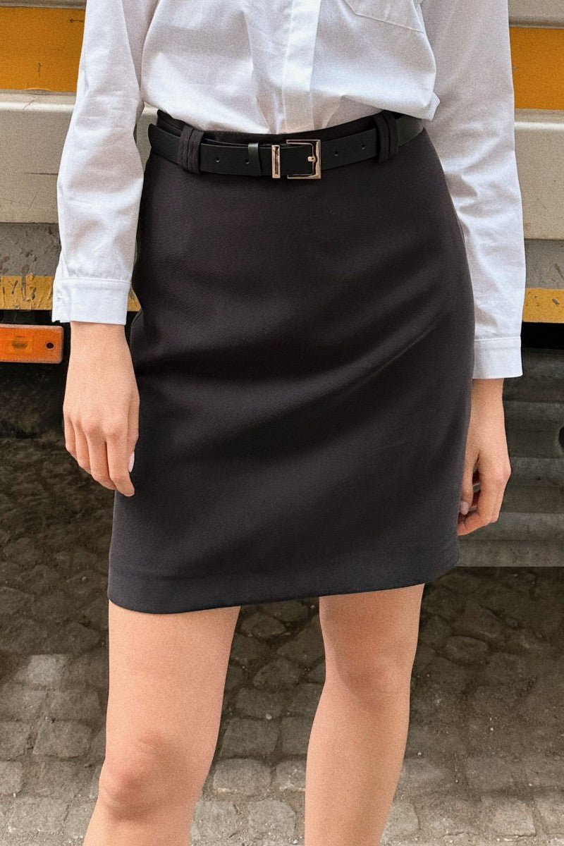 3 cm leather belt with a square buckle, gold