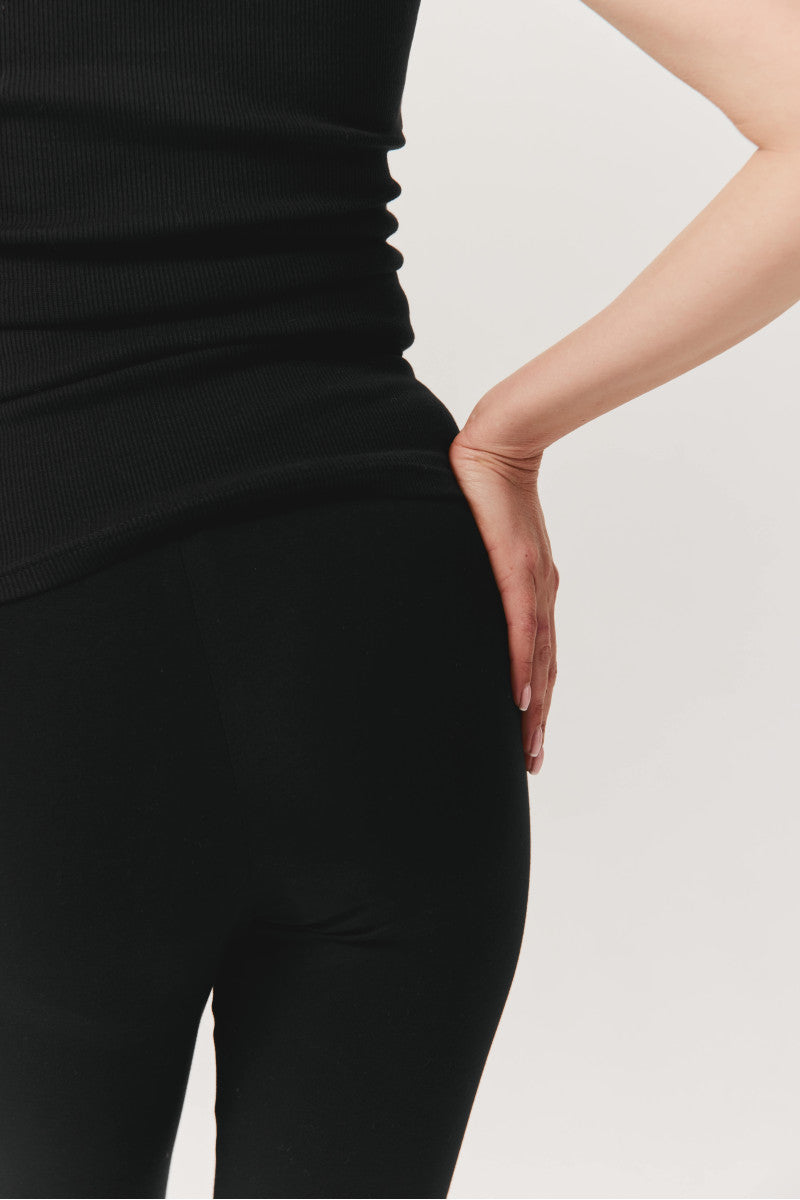 Spodnie dzwony z bawełnianej dzianiny czarny