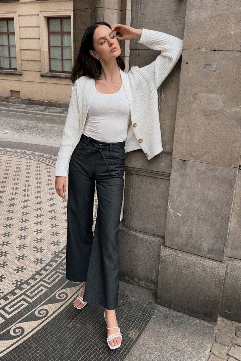 Jeansowe spodnie z paskiem antracyt