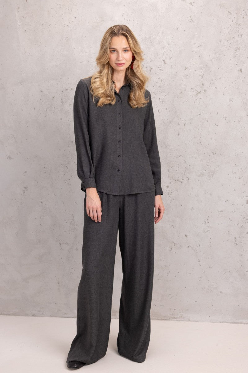 Spodnie o szerszym kroju z gumą i szlufkami antracytowe