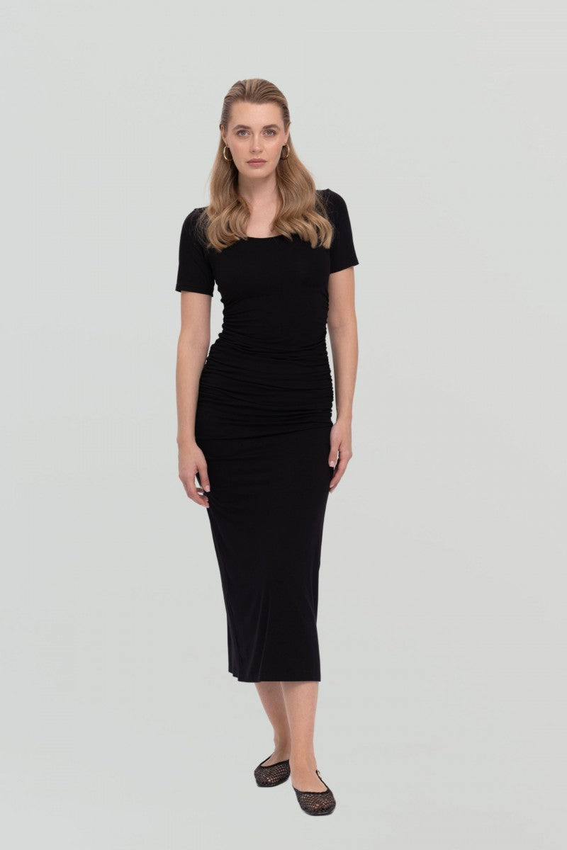 Sukienka midi z drapowaniem czarna