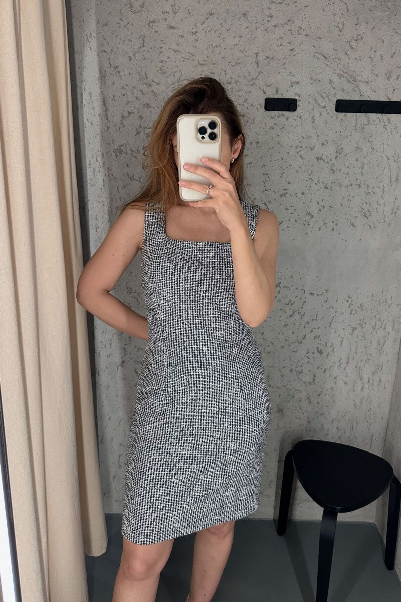 Blue bouclé dress with a square neckline