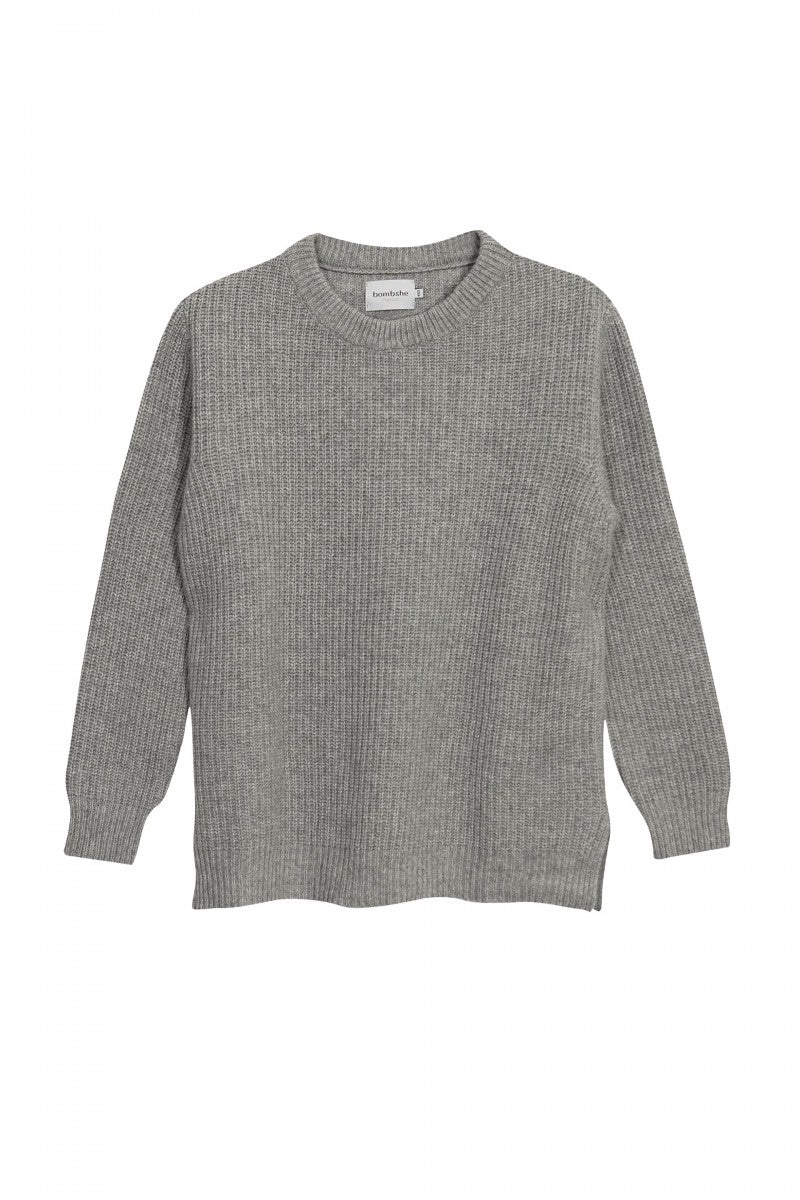 Klasyczny wełniany sweter szary