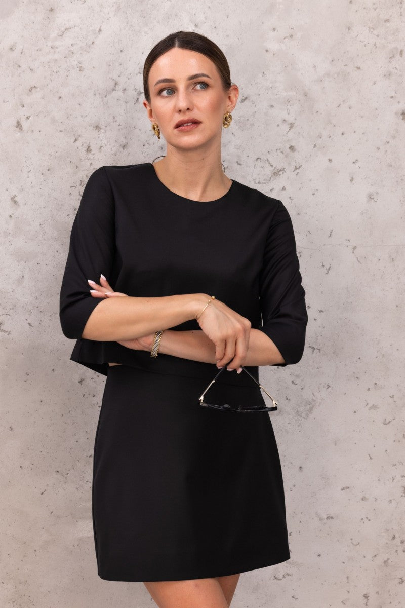 Wełniana bluzka pudełkowa czarna