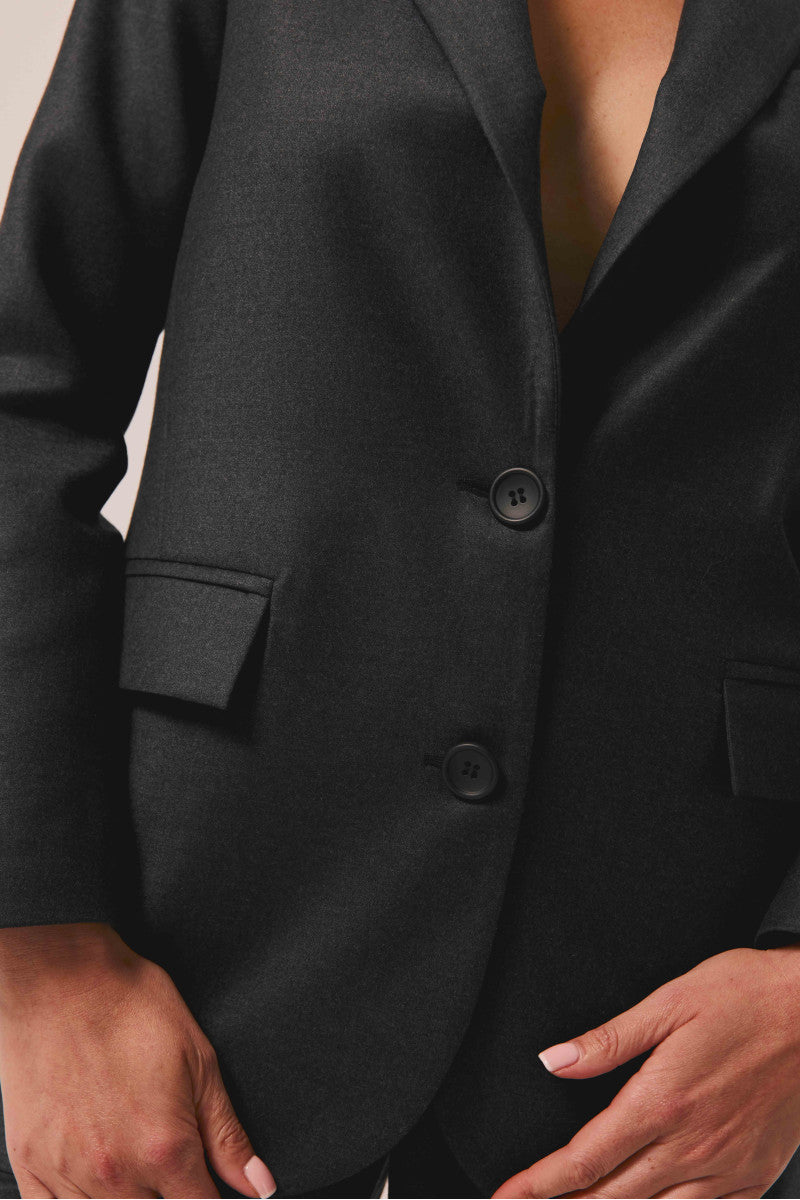 Two-button wool jacket with anthracite silk