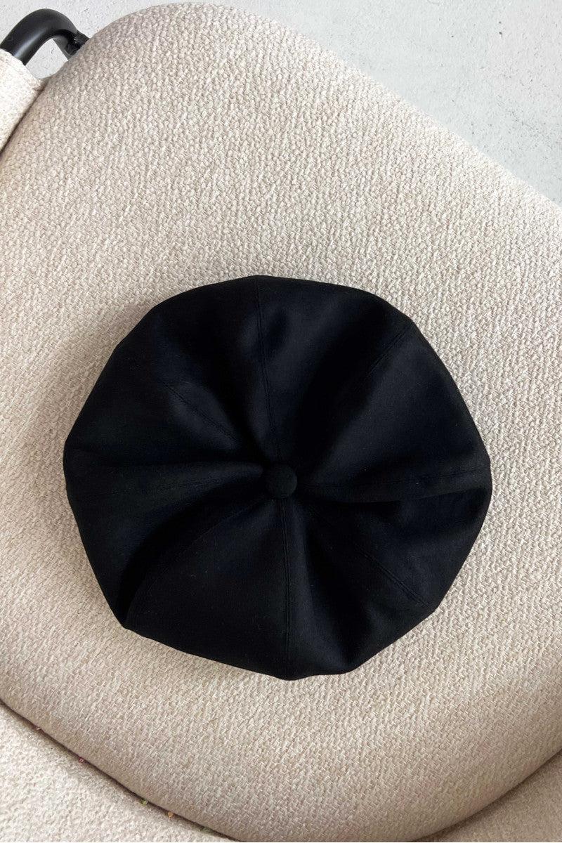 Wełniany beret czarny